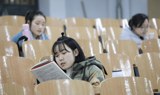 学历到底有多重要？央企招聘明确表示“拒招三本”，也不认专升本